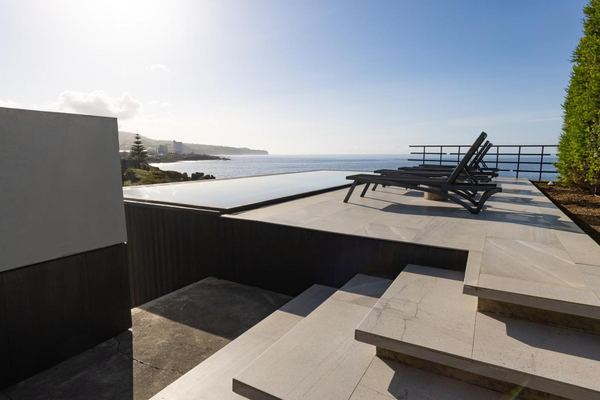 White Exclusive Suites & Villas Lagoa  Exteriör bild